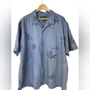 Eddie Bauer Men’s Blue Short Sleeve Button Front Leaf Print Shirt. Size XXL